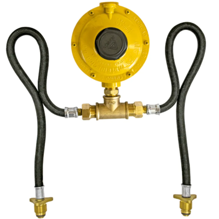Kit com regulador Aliança 12 kg/h para 2 botijões P-45